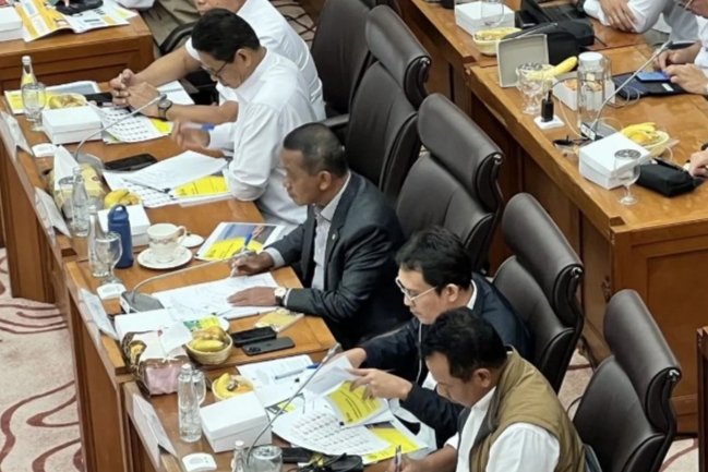 Bahlil Tegaskan Penambahan Kuota BBM Subsidi Demi Kebutuhan Papua