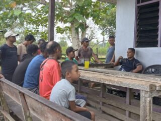 Kapolsek Bonggo Lakukan Negosiasi, Aksi Pemalangan Jalan di Kampung Tetom Jaya Berhasil Dibuka