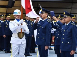 "Harumkan Nama Bangsa, Atlet TNI AU Dilantik Perwira"