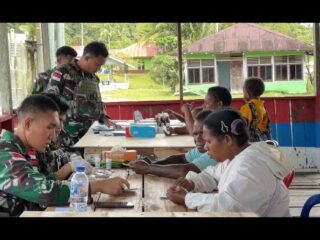 Satgas Yonif 763/SBA Berikan Pelayanan Kesehatan di Sekitar Pos Konja